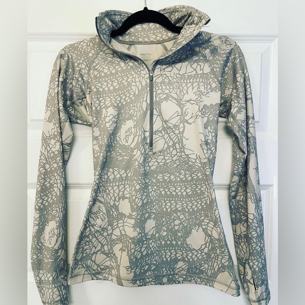 Nike PRO quarter zip pullover